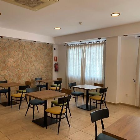 Hostal Rosalia Sant Antoni de Portmany Dış mekan fotoğraf