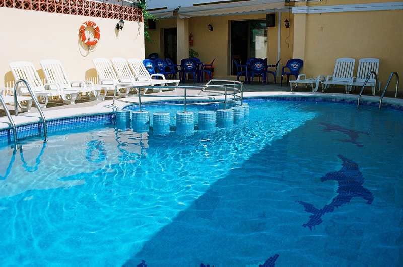 Hostal Rosalia Sant Antoni de Portmany Dış mekan fotoğraf